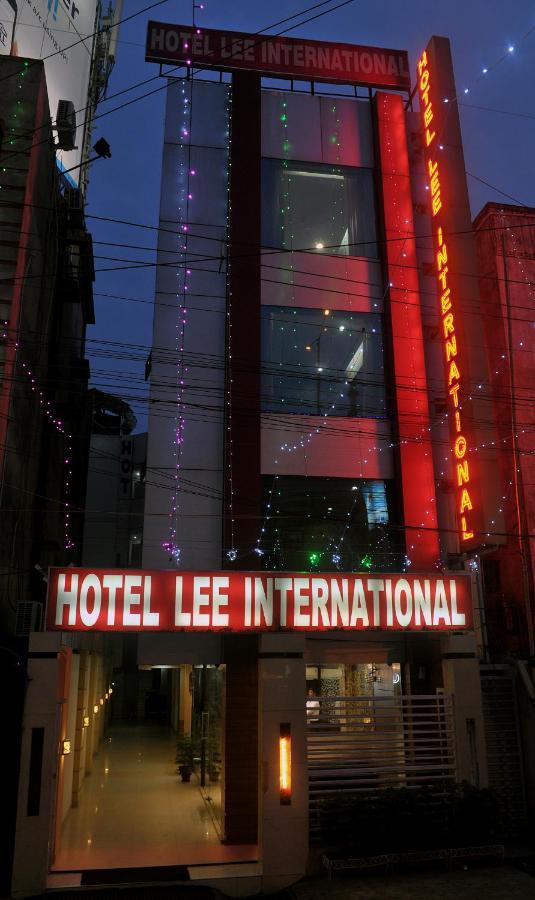 Hotel Lee International Kolkata Ngoại thất bức ảnh