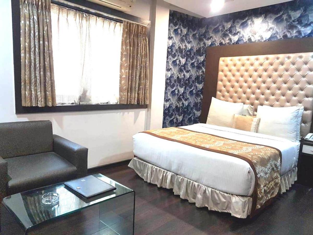 Hotel Lee International Kolkata Ngoại thất bức ảnh