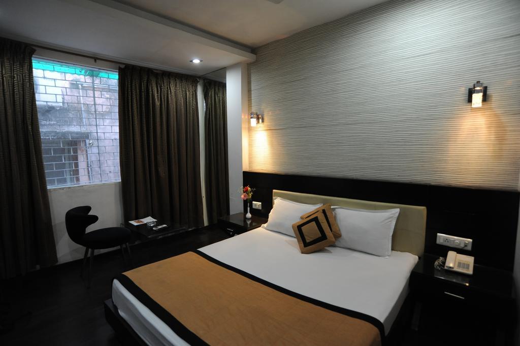 Hotel Lee International Kolkata Ngoại thất bức ảnh